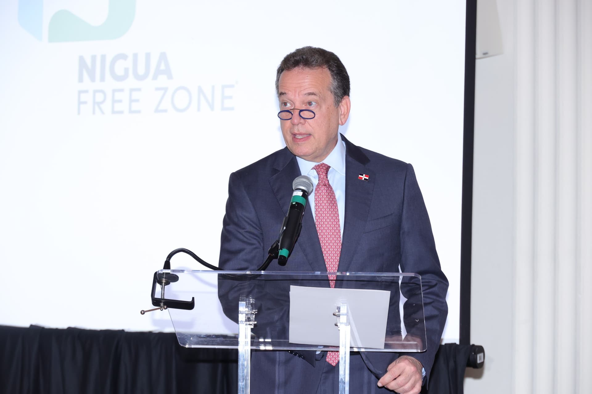 Fotografía 05 de la ceremonia de reconocimientos de Semana Dominicana 2026